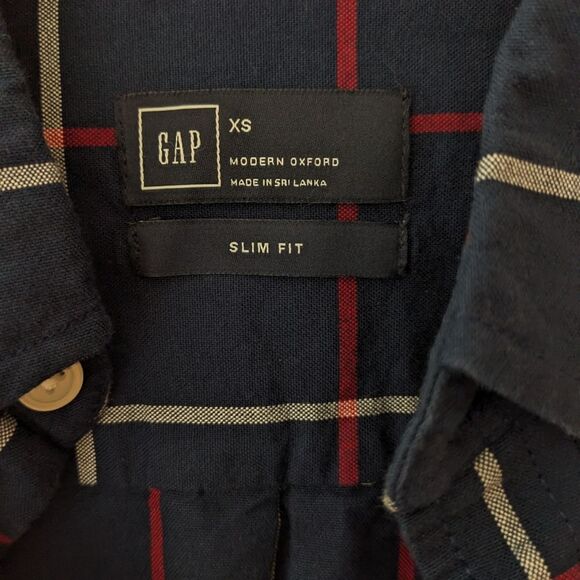 GAP Modern Oxford Slim Fit Button Down Plaid Shirt - Picture 3 of 3
